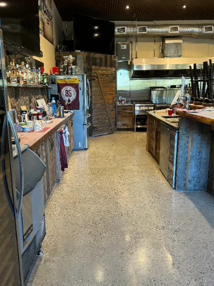 showroom · gloss finish